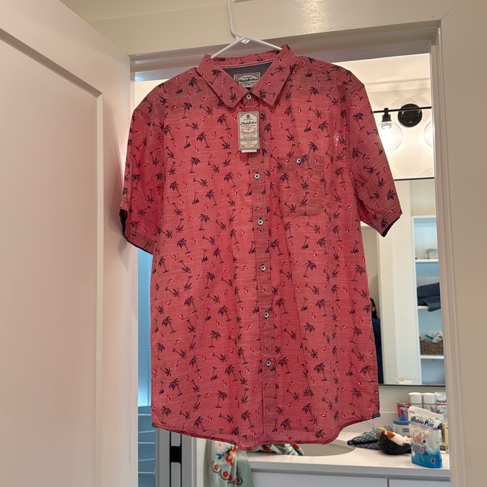 Flag & Anthem XL short sleeve button down shirt. New with tags